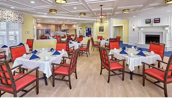 reflections dining room at Mt. Sinai