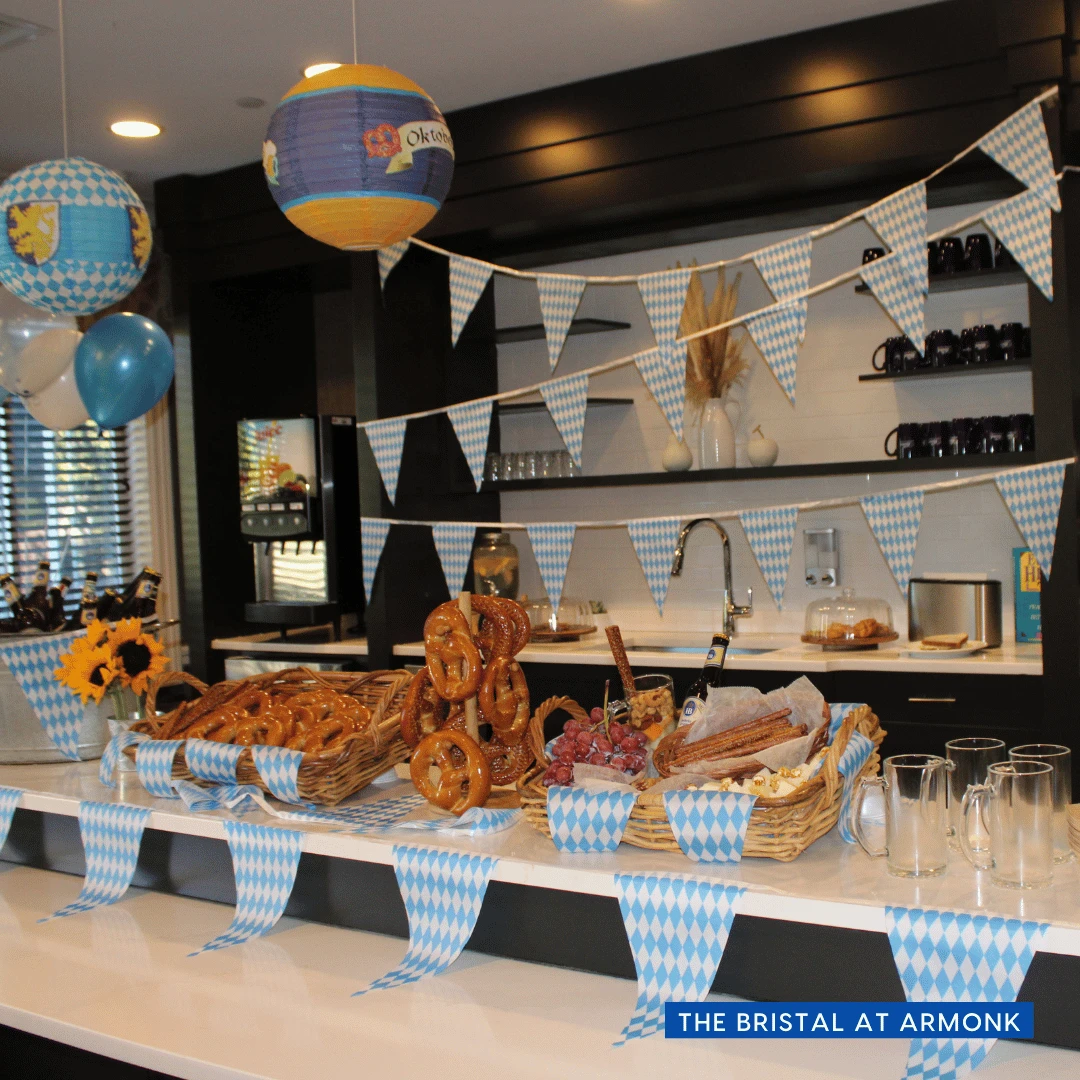 Refreshments featured freshly baked pretzels and beer, as well as other German traditional foods.