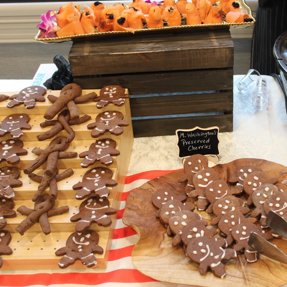 Abraham Lincoln's Gingerbread cookies displayed for York Avenue residents to sample