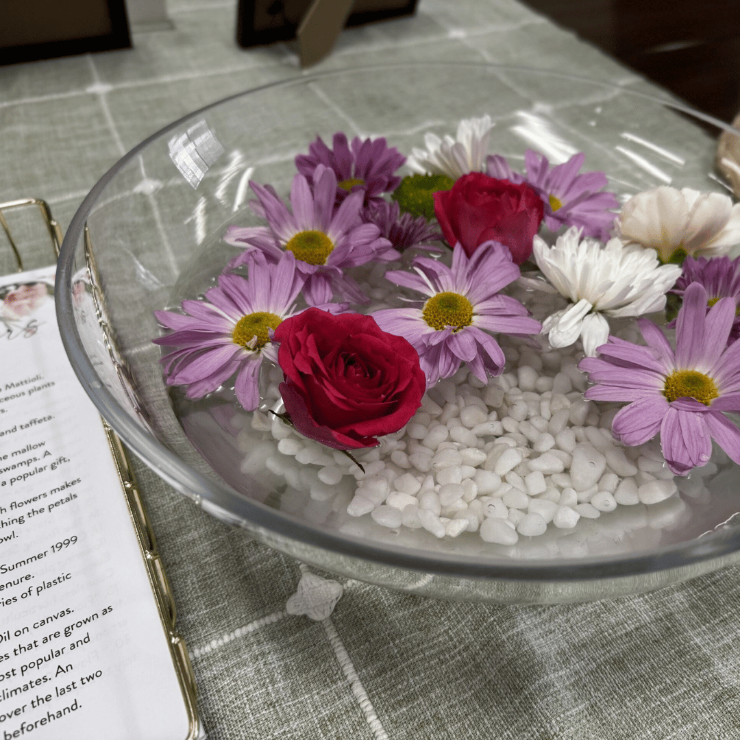 Floral sensory stations engaged resident sense of touch