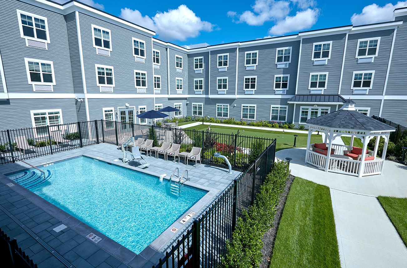 The Bristal Bethpage_PoolArea