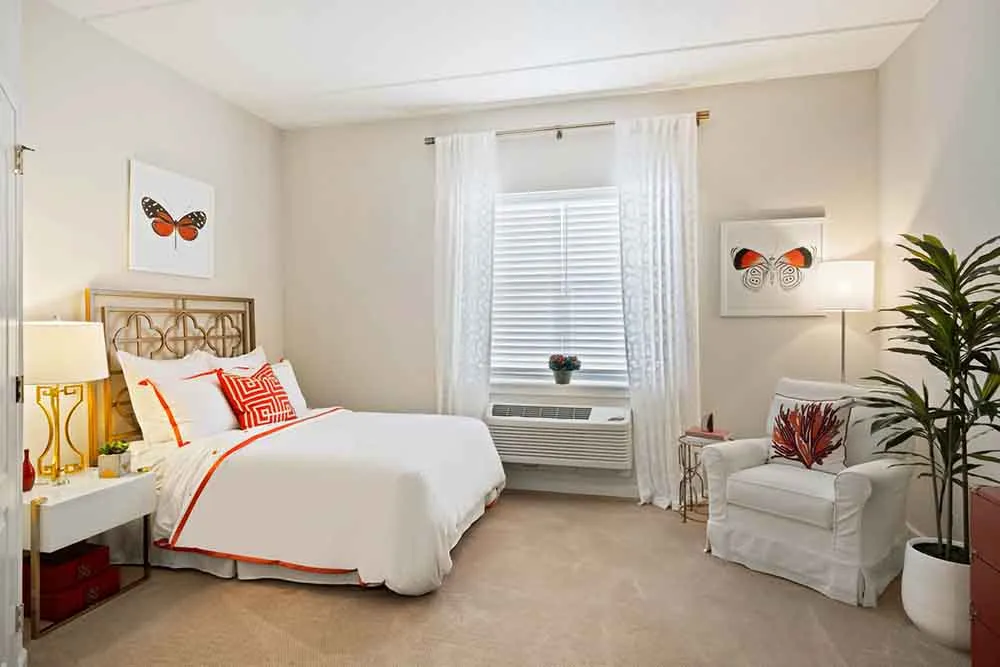 The Bristal at West Babylon model room