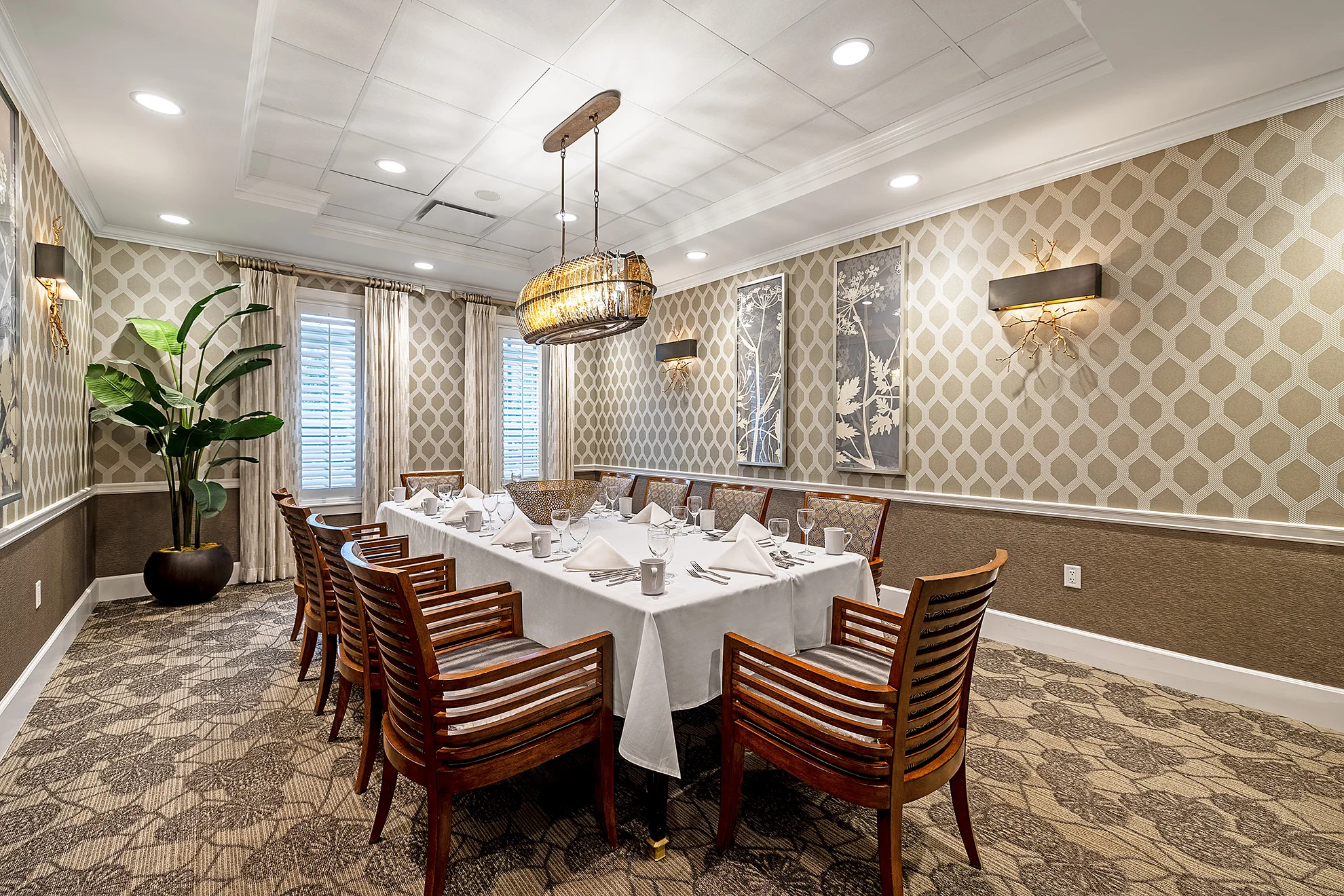 The Bristal at Garden City_Private Dining Room