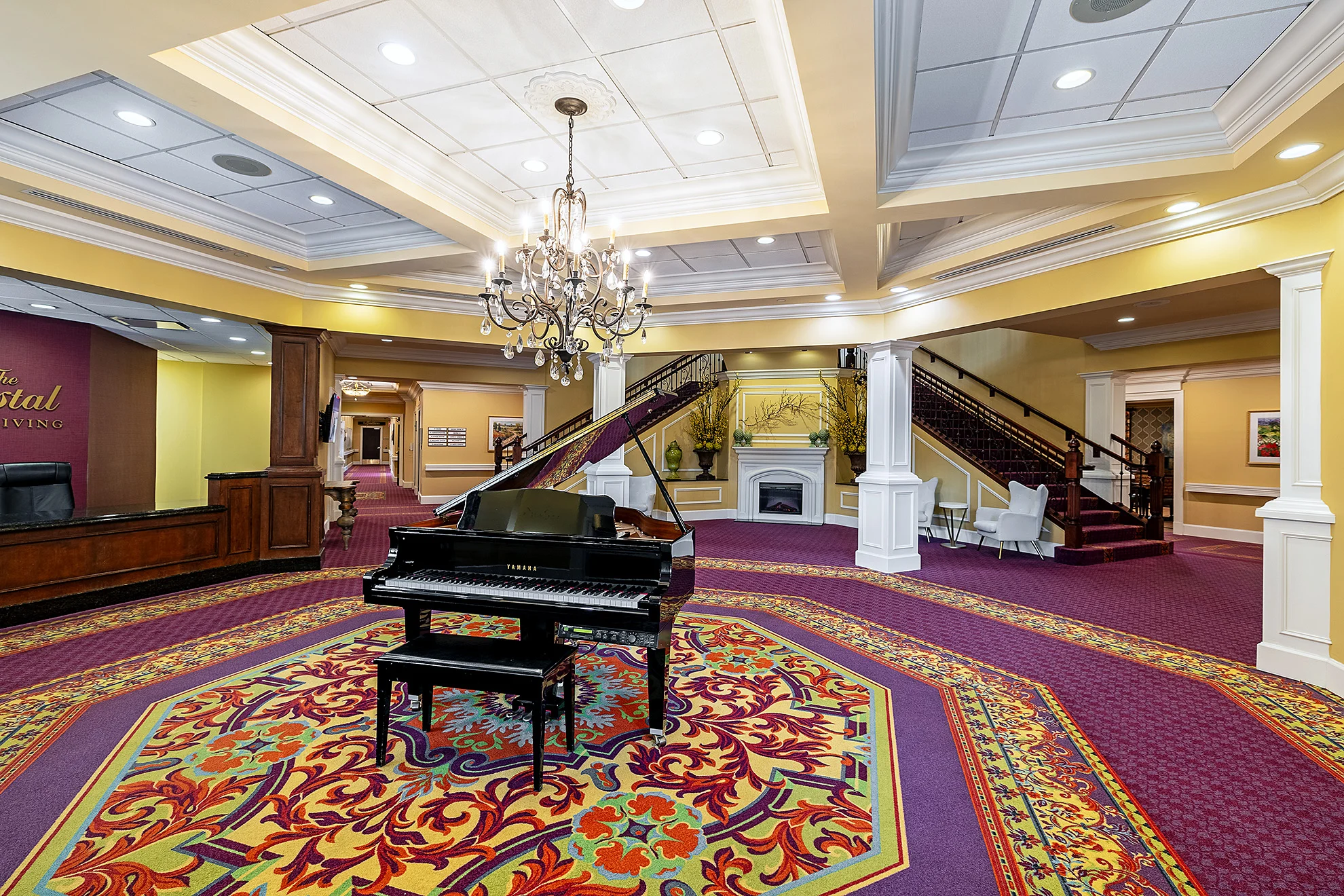 The Bristal at Lake Grove_Lobby