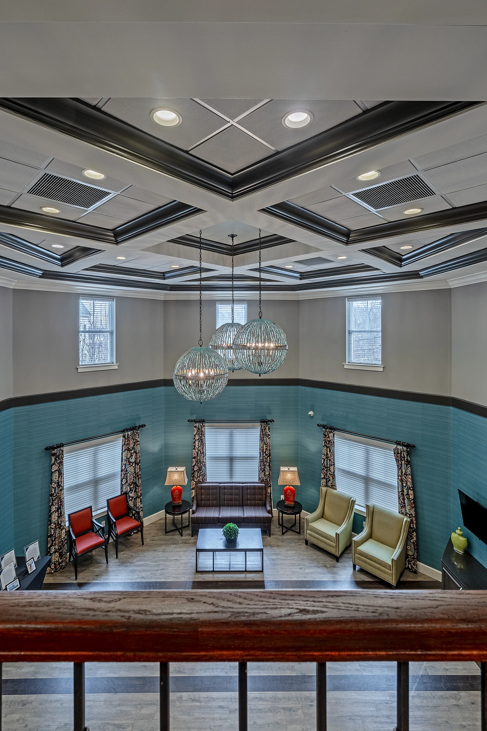 The Bristal at Lake Grove_Parlor