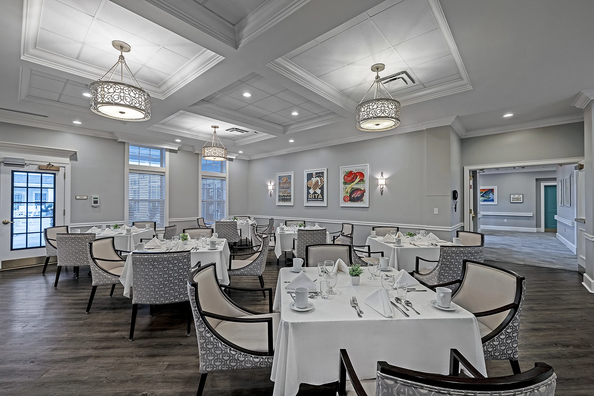 The Bristal at Lake Success_Dining Room