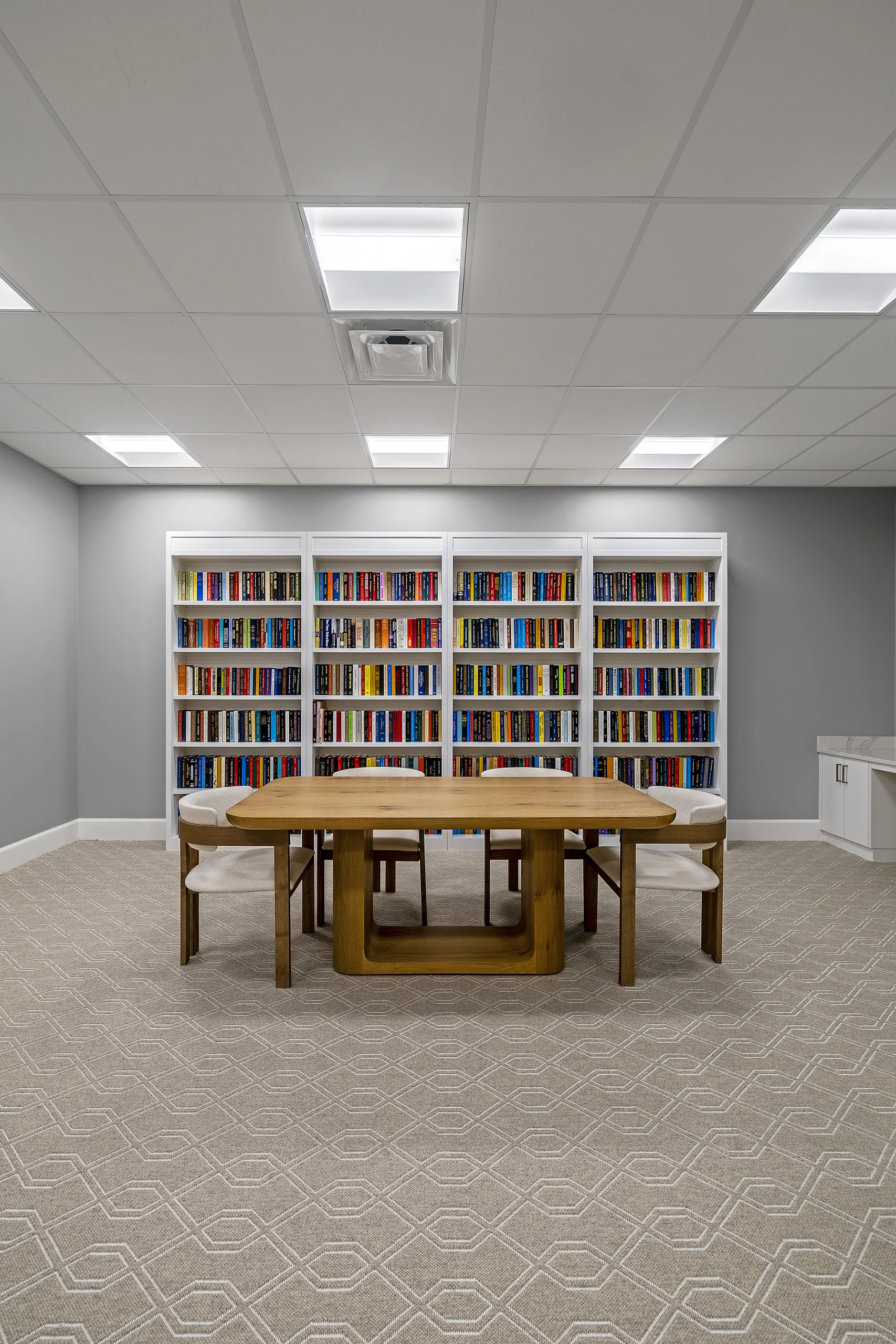 The Bristal at Lake Success_Library