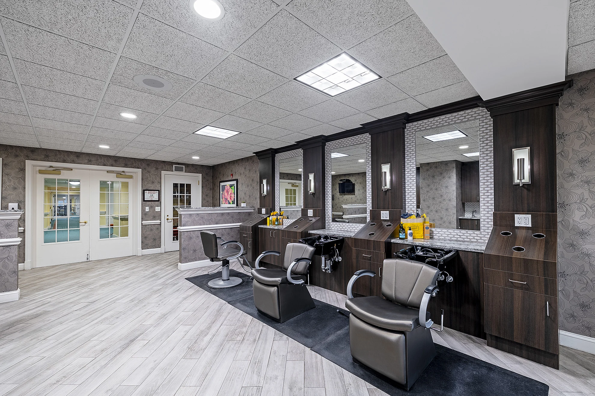The Bristal at Massapequa_Salon