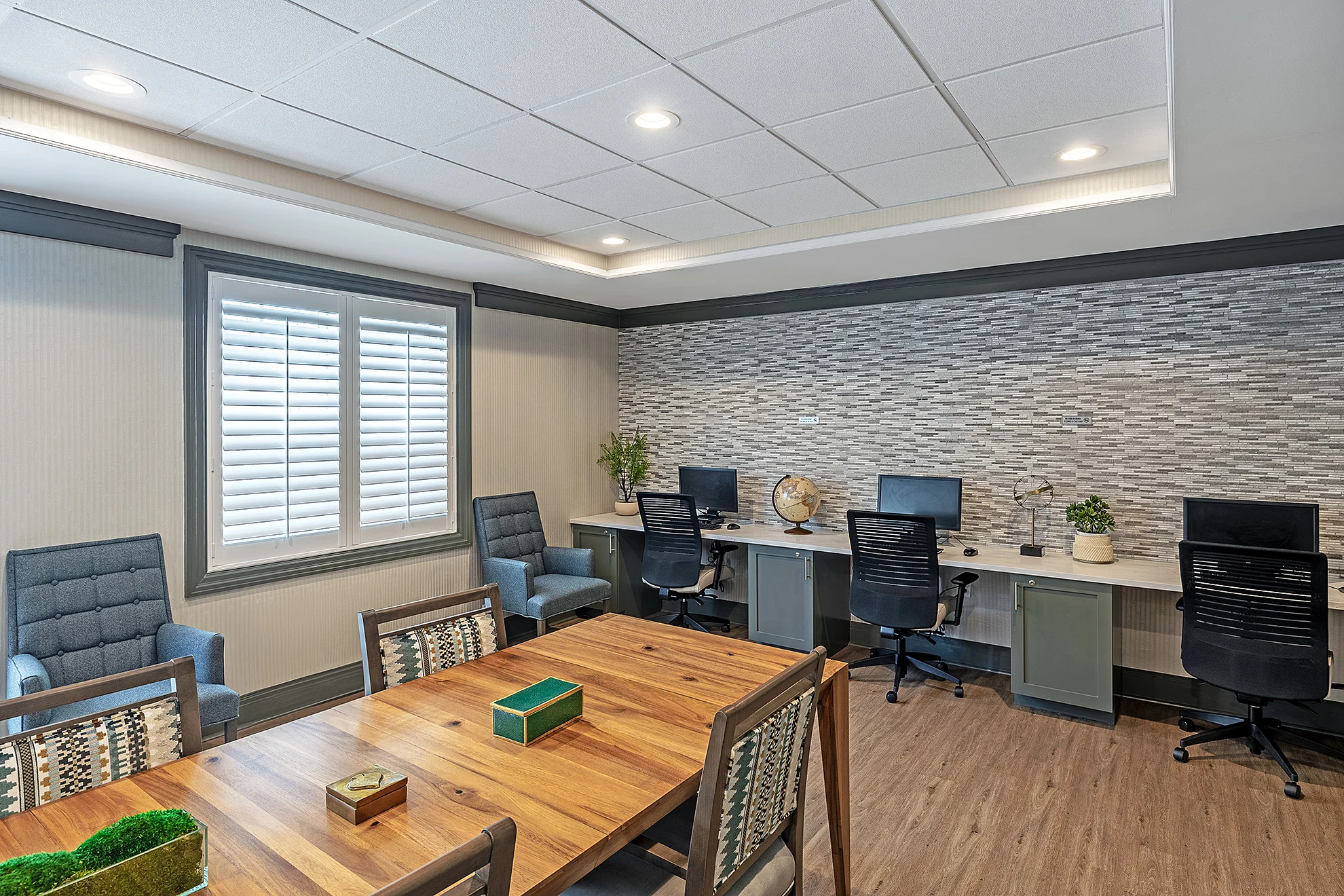 The Bristal at Woodcliff Lake Library