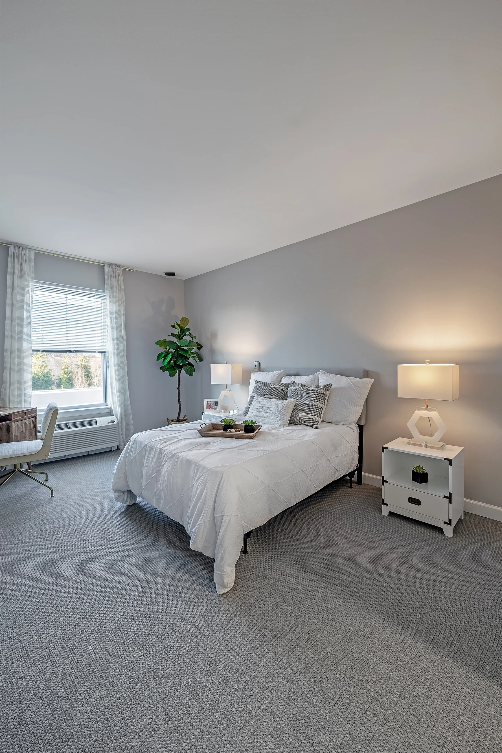 The Bristal_Mount Sinai_Bedroom